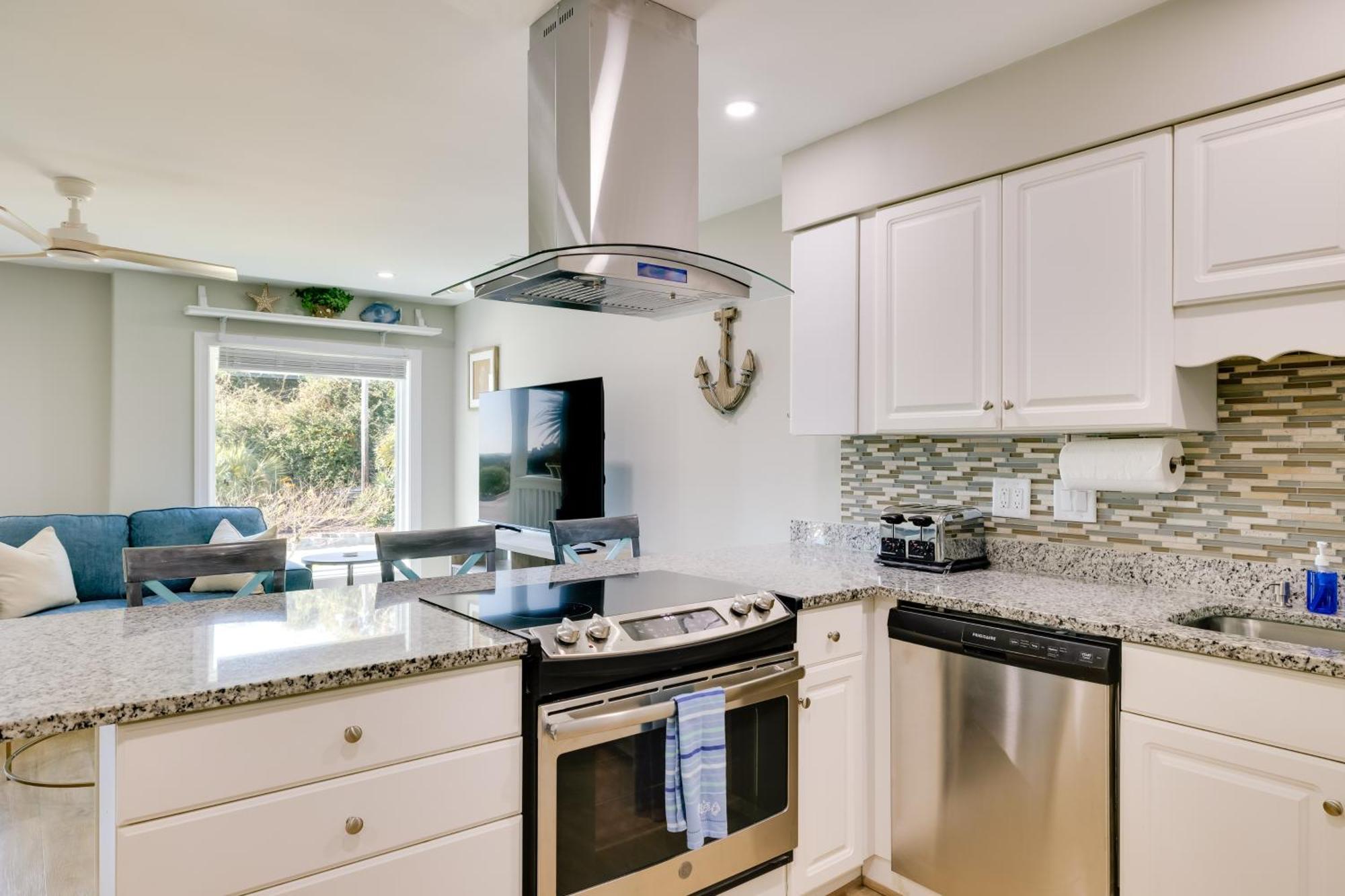 Emerald Isle Condo With Indoor Pool And Beach Access! Buitenkant foto