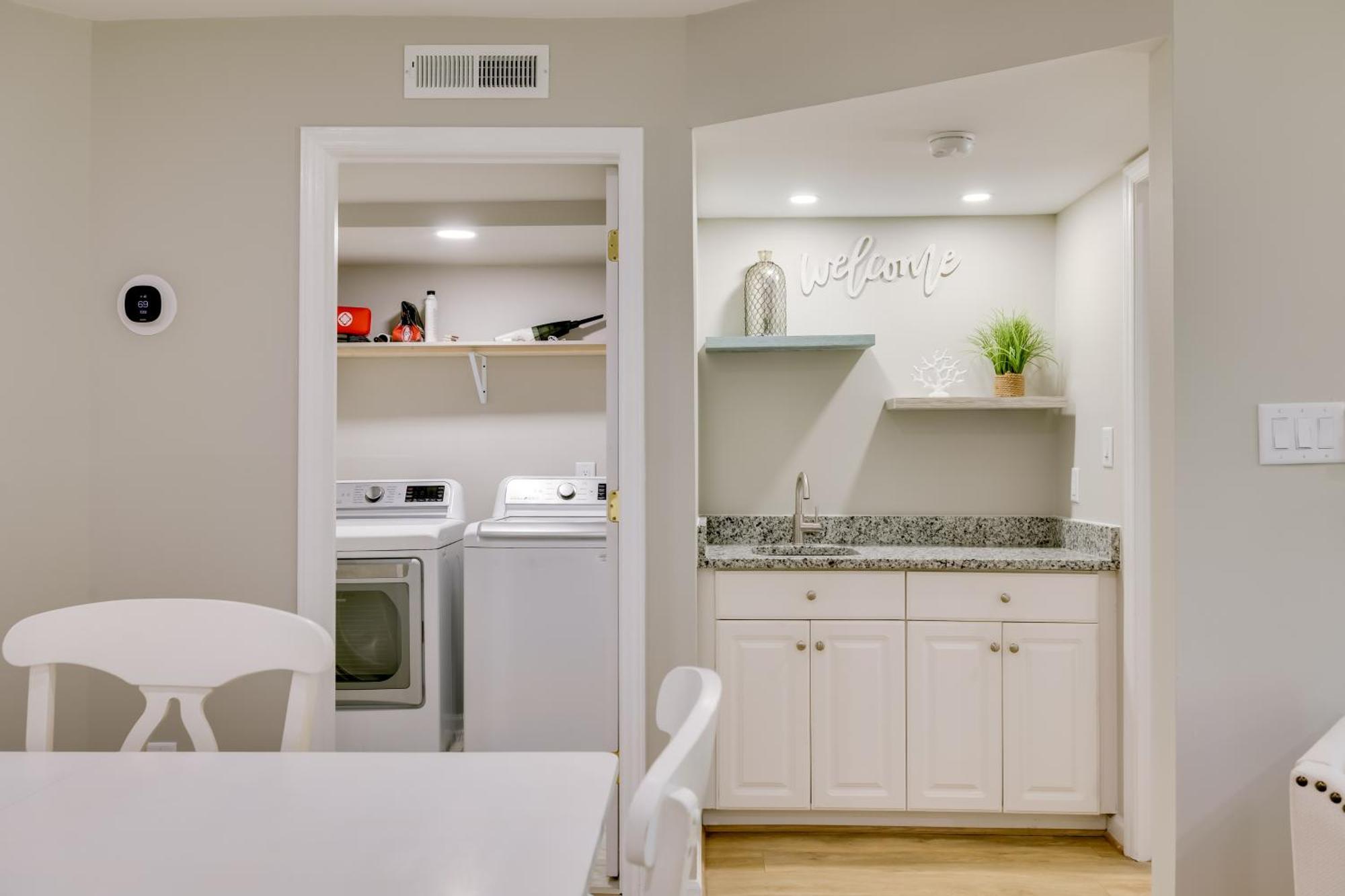 Emerald Isle Condo With Indoor Pool And Beach Access! Buitenkant foto